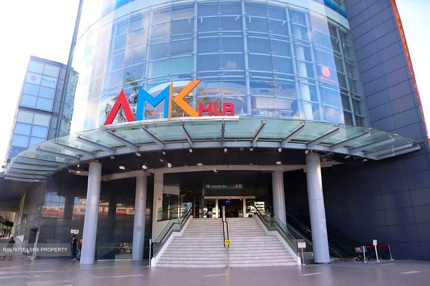 Ang Mo Kio (amk) Hub (D20), Retail #529135011